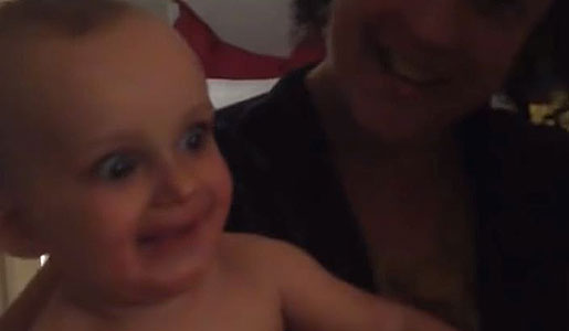 One very confused boy when he meets his mothers twin!